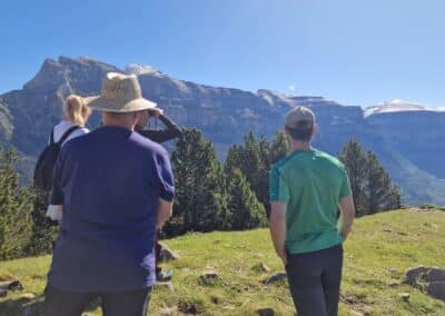 Inicio de la excursión 4x4 por el Cebollar hacia el Mirador del Quebrantahuesos