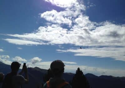 Vehículo 4x4 en el Cebollar durante la excursión al Mirador del Quebrantahuesos